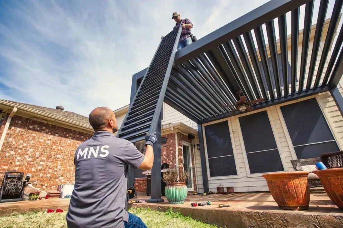 Pergola bioclimatique à Nîmes