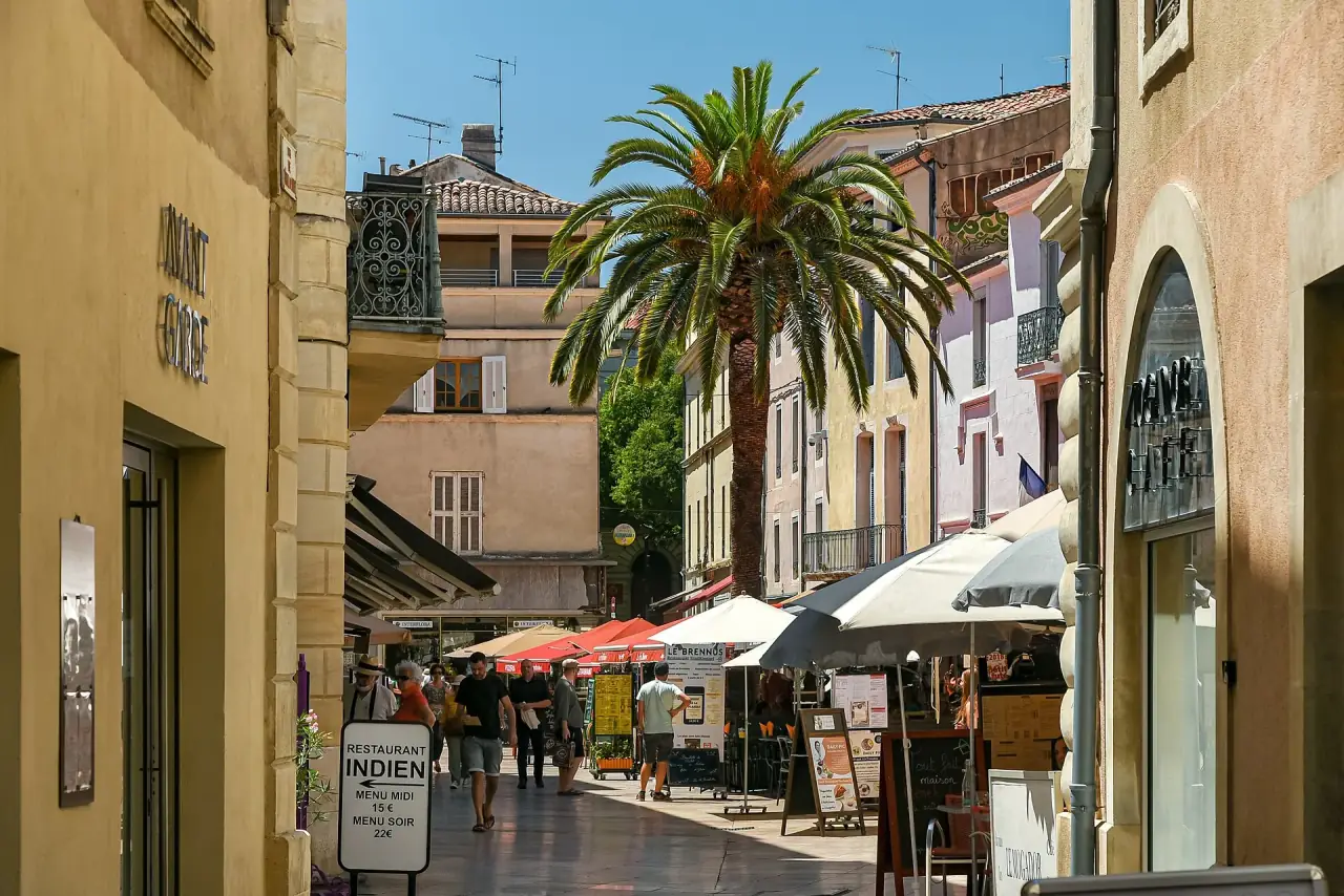 Menuisier à Nîmes Centre Nîmes